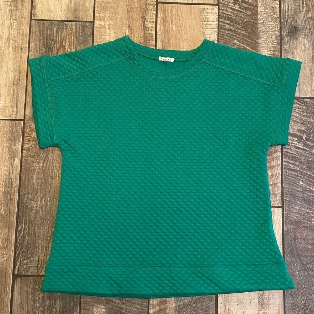 JODIFL Vibrant raised bubble textured Green women’s top